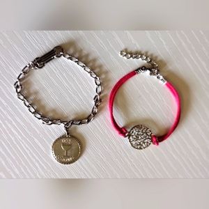 🦜🥰2 baby/toddler bracelets 🥰🦜